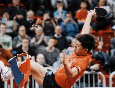 乐鱼app-张继科在东京的比赛中晋级