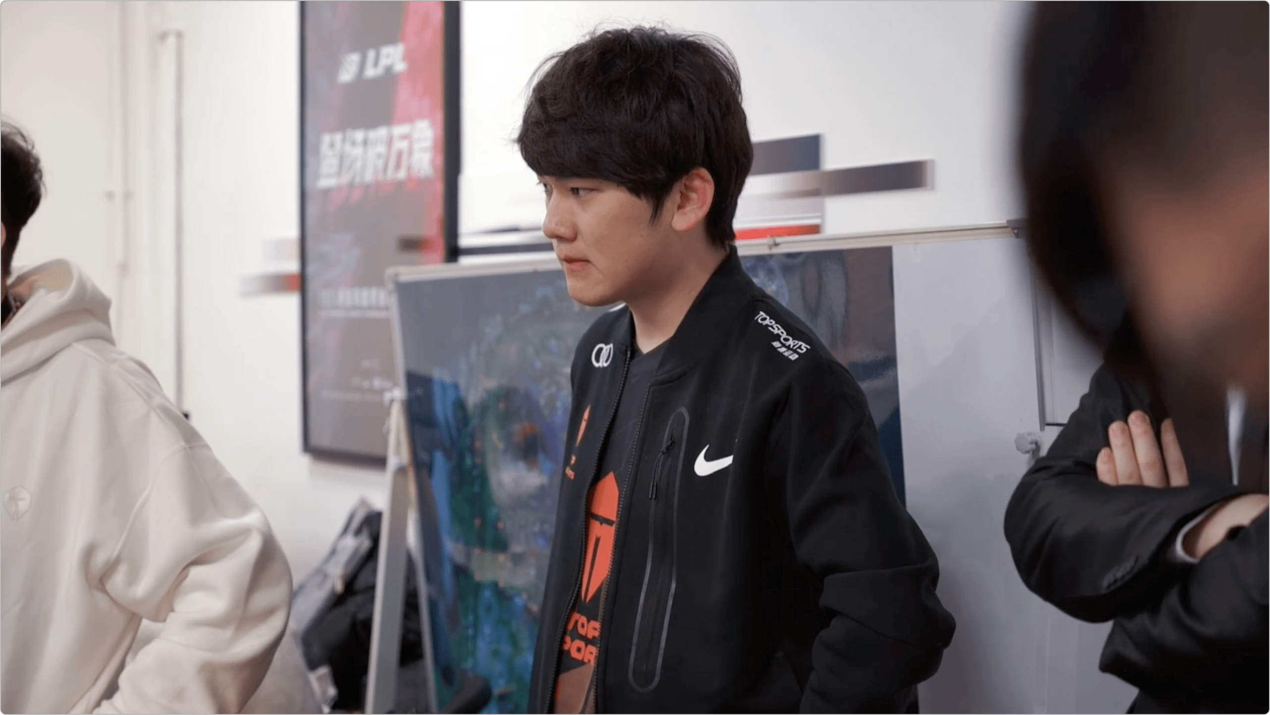 乐鱼 vip 注册-TSM碾压100T，JackeyLove团战一打五宿敌对决小组赛，成为赛场最大亮点的简单介绍