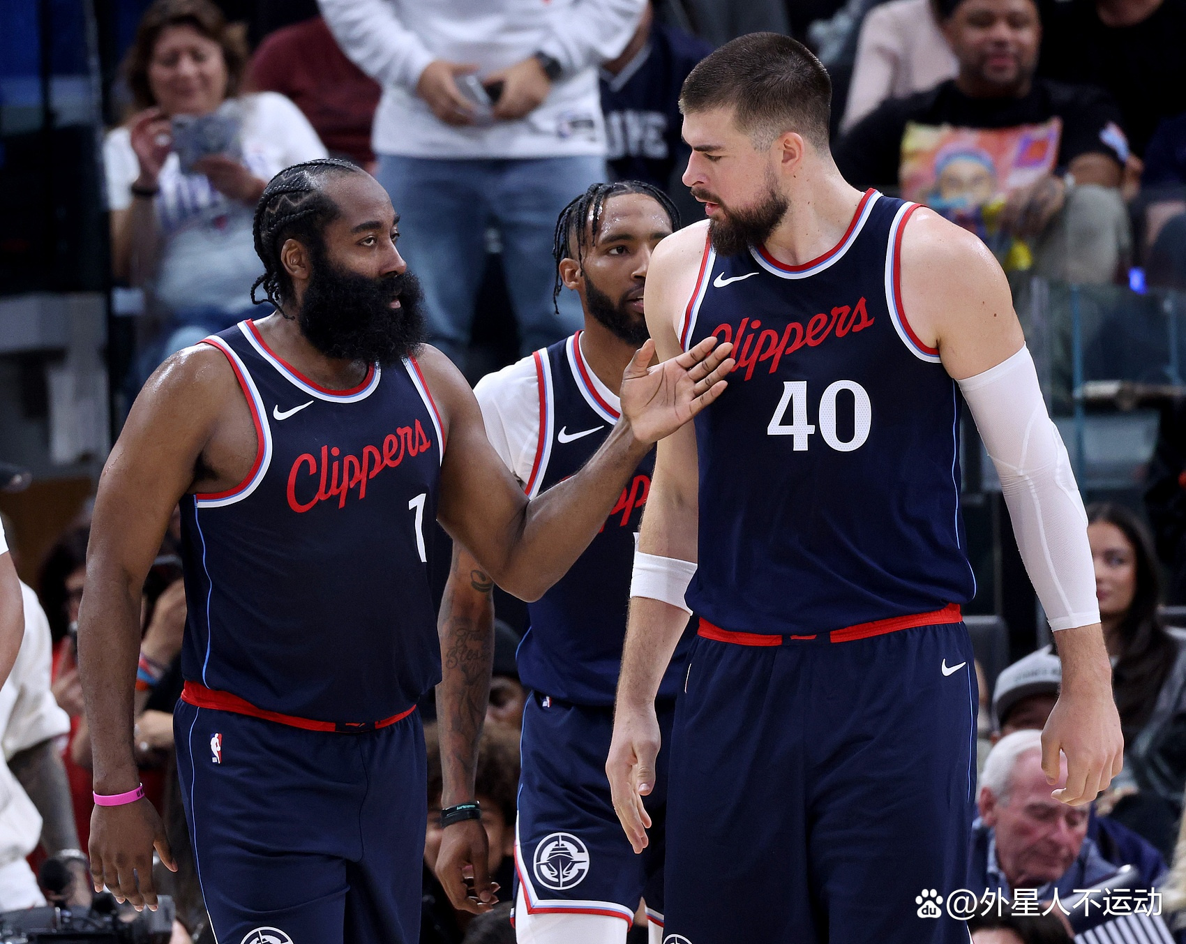 乐鱼体育app-灰熊横扫爵士,米尔萨普绝境逆转的简单介绍